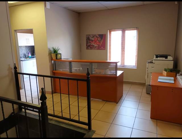 150M² BUSINESS TO LET IN CLUBVIEW